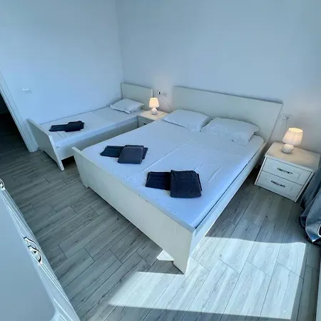 201 Meridiano View * Δυρράχιο